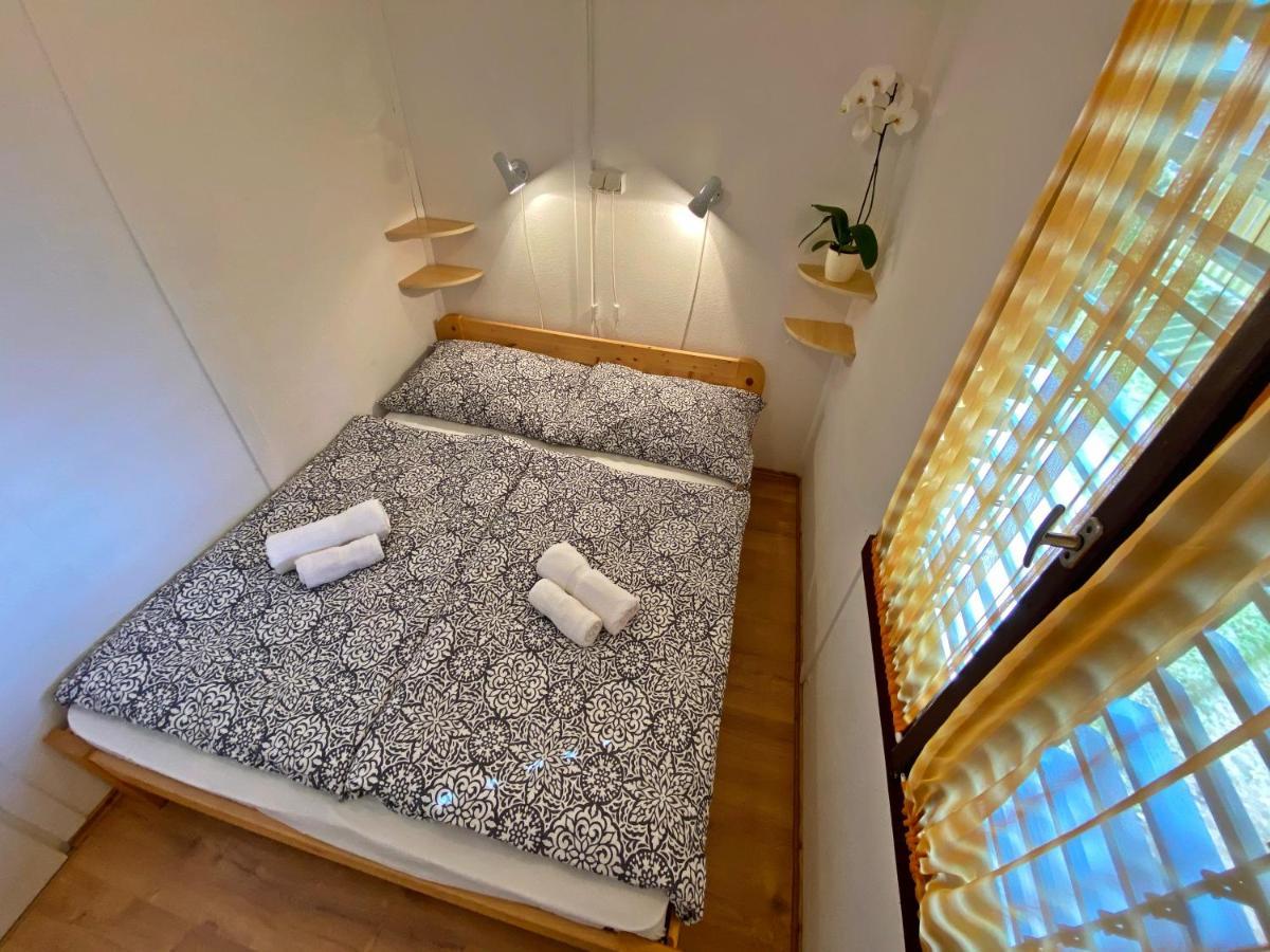 Hotel Magnólia Balatonszepezd Esterno foto