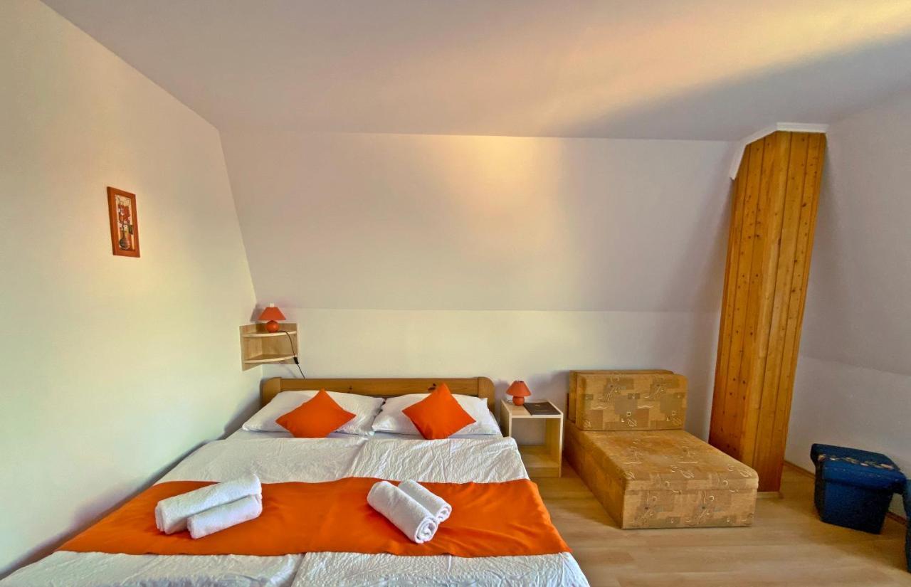 Hotel Magnólia Balatonszepezd Esterno foto